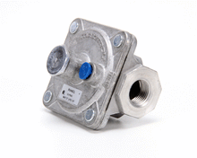 AMERICAN RANGE R80000 REGULATOR GAS DUAL PRESSR 1/2