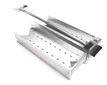 MAGIKITCHN 7225-1000503-C OPT SMOKER BOX SET W/SHVL 636