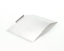 APW WYOTT 83887 (B)BREADSLIDE AT